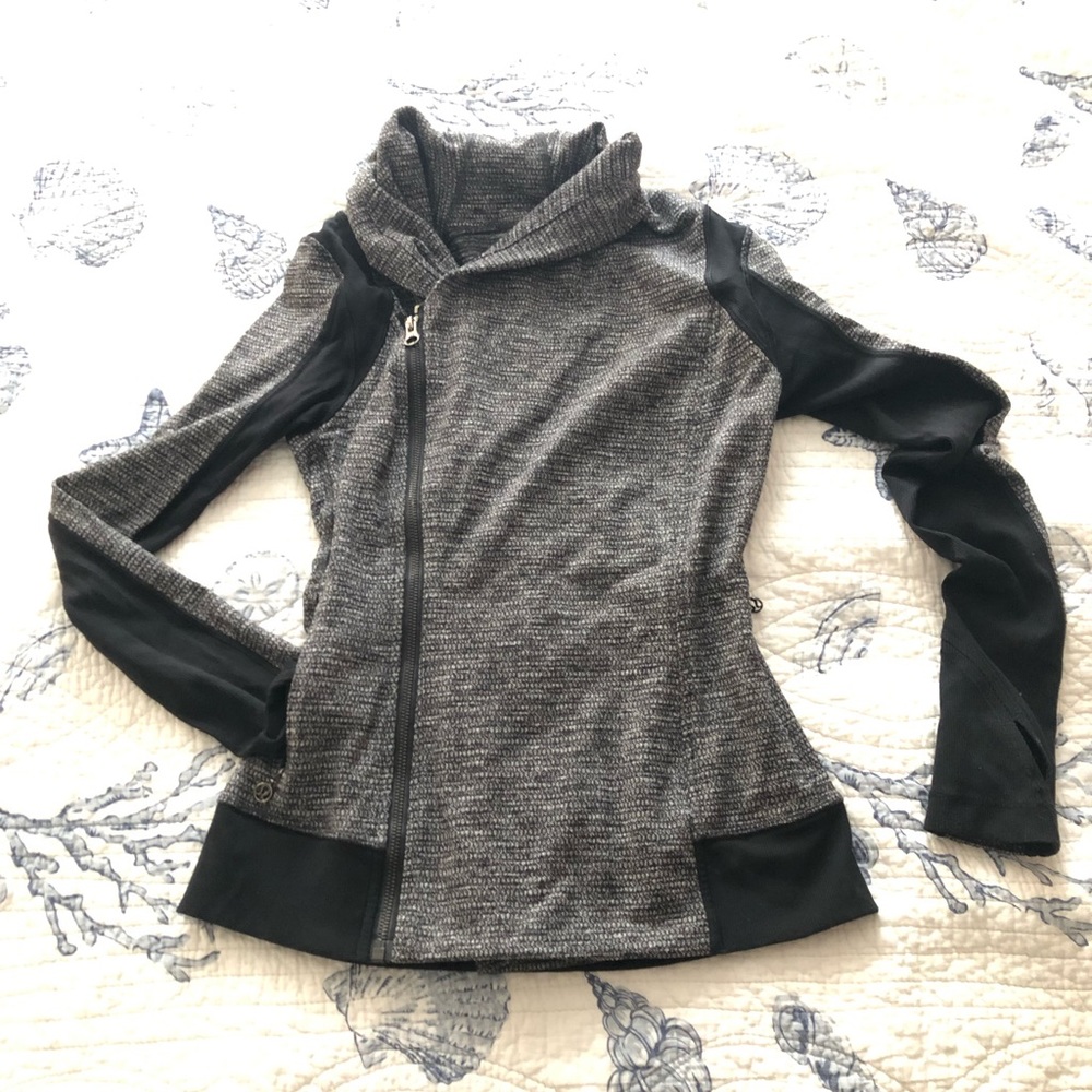 Lululemon zip up light weight jacket - Picture 1 of 8